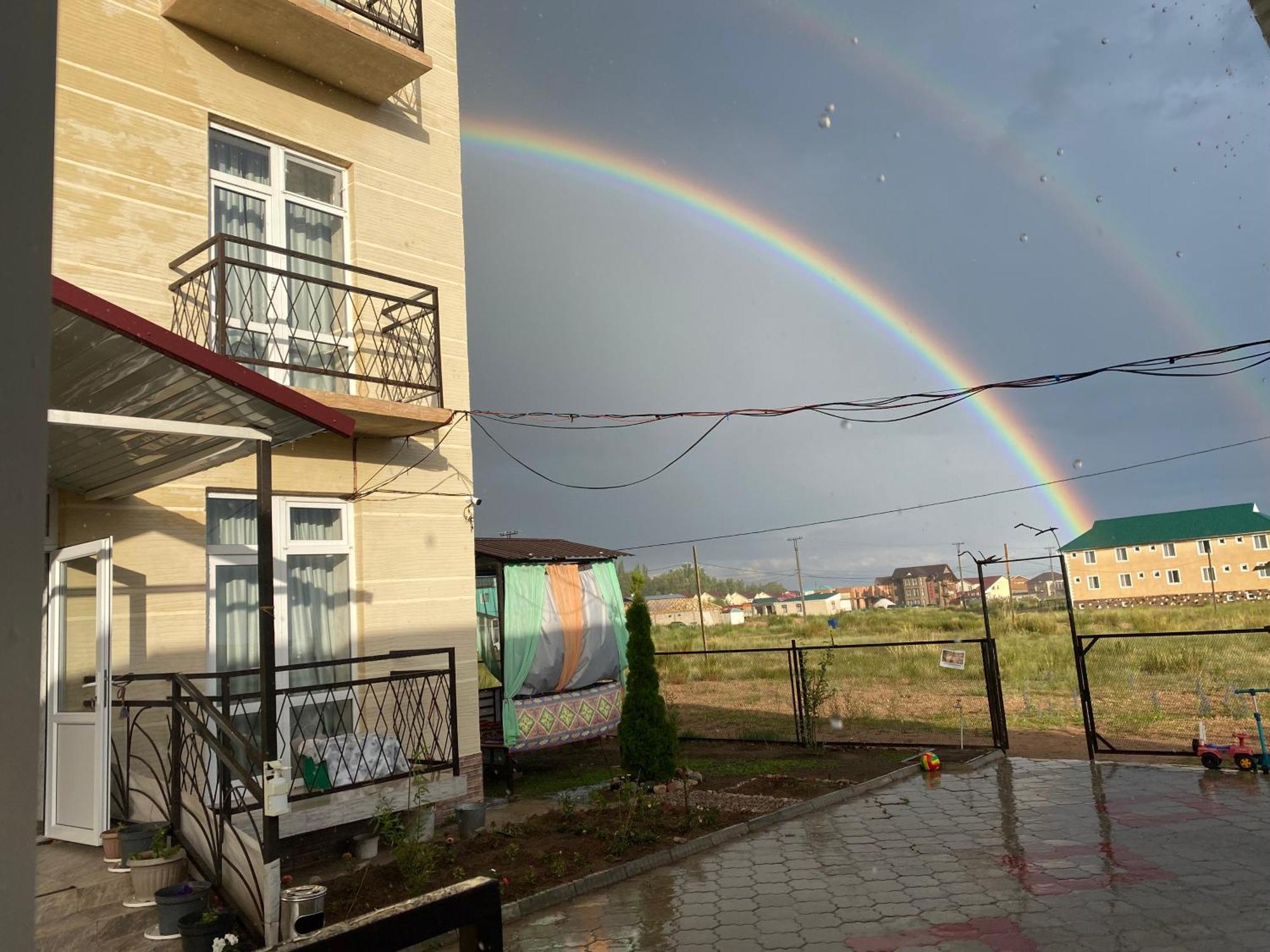 Eram Garden Hotel Bosteri Exterior photo
